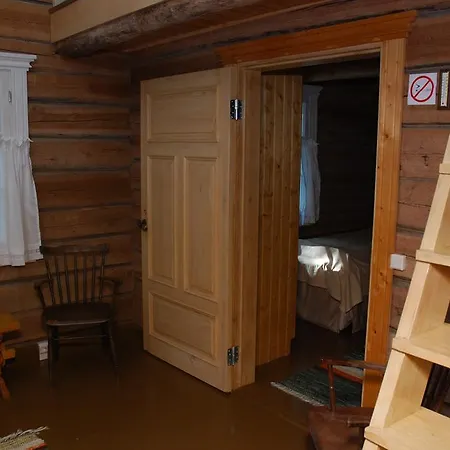 Kuralan Kartanotila 4* Yläne