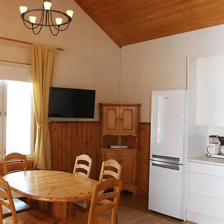 Kuralan Kartanotila 4* Yläne